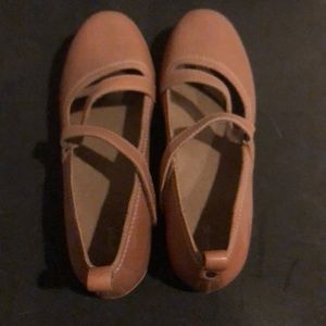 OluKai Women’s Shoes